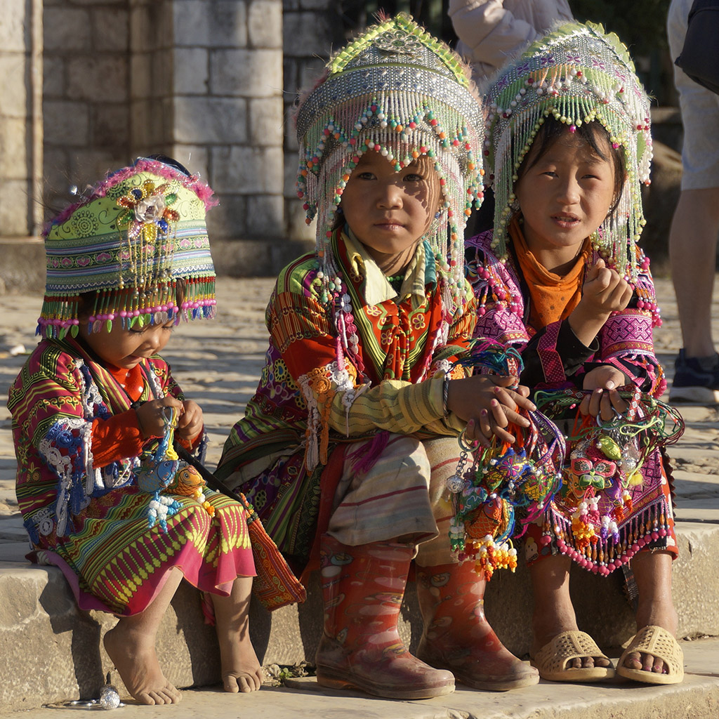 Sách, tài liệu